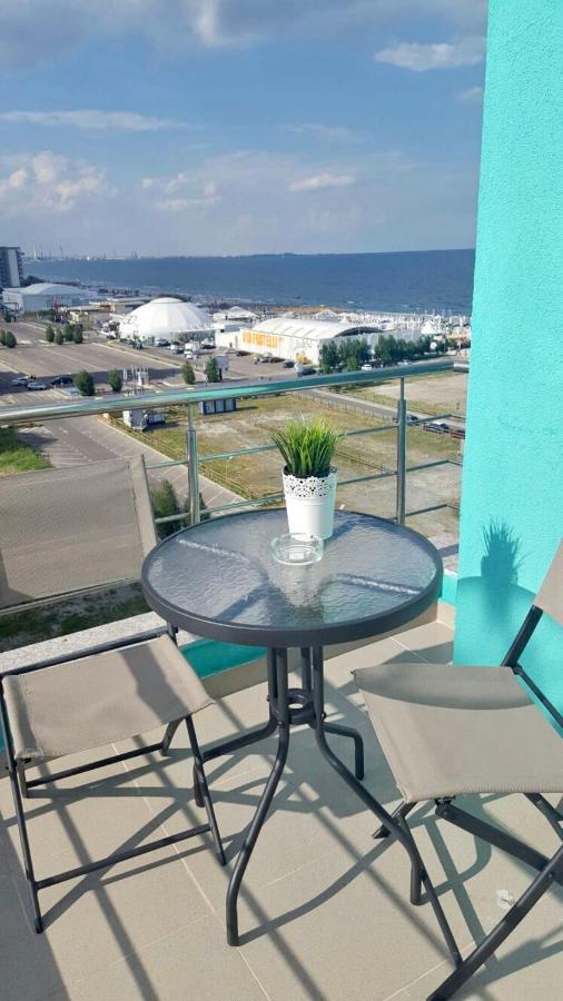 Apartament Crazy Summerland Mamaia Exteriör bild