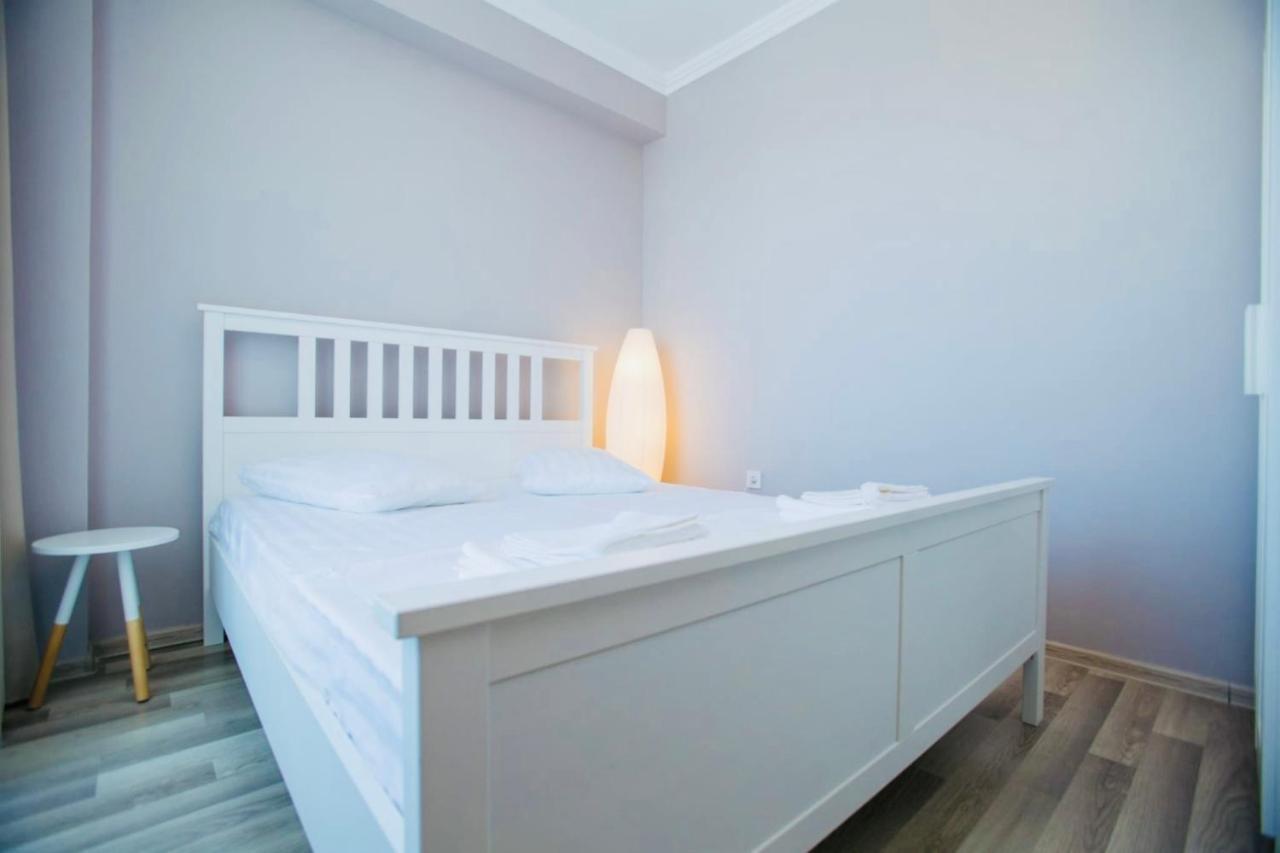 Apartament Crazy Summerland Mamaia Exteriör bild