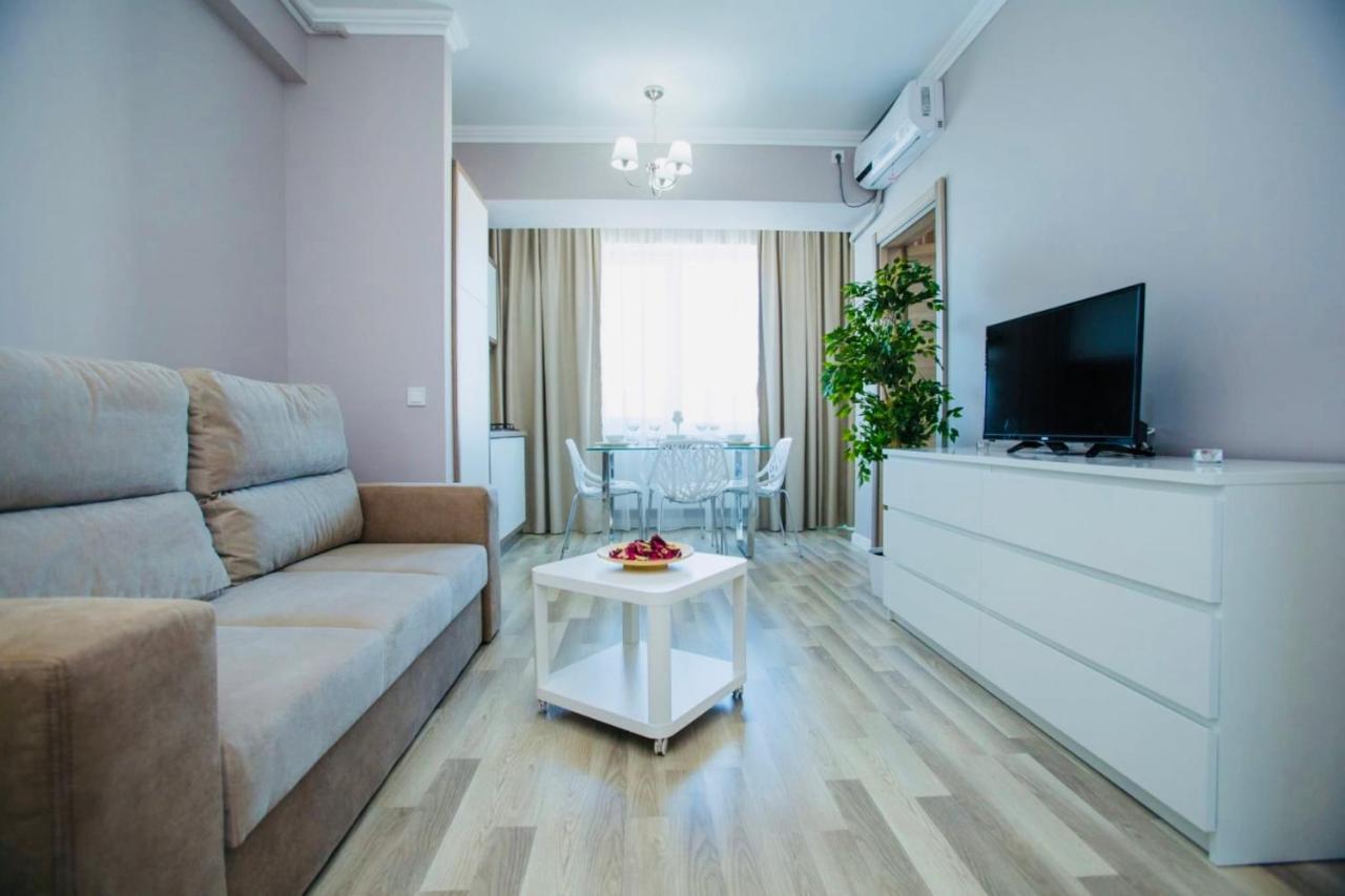 Apartament Crazy Summerland Mamaia Exteriör bild