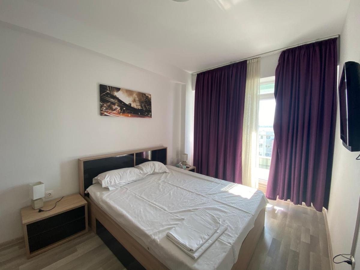 Apartament Crazy Summerland Mamaia Exteriör bild