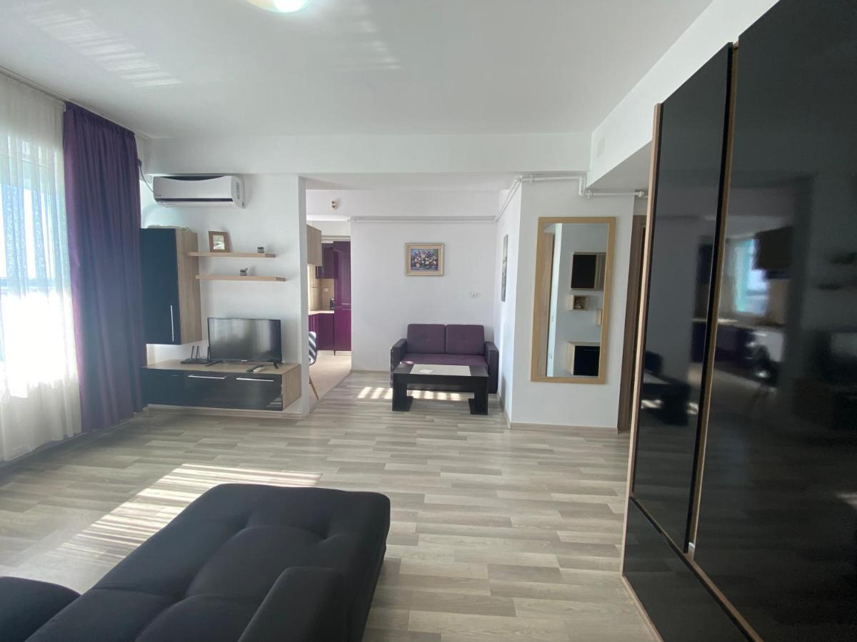 Apartament Crazy Summerland Mamaia Exteriör bild