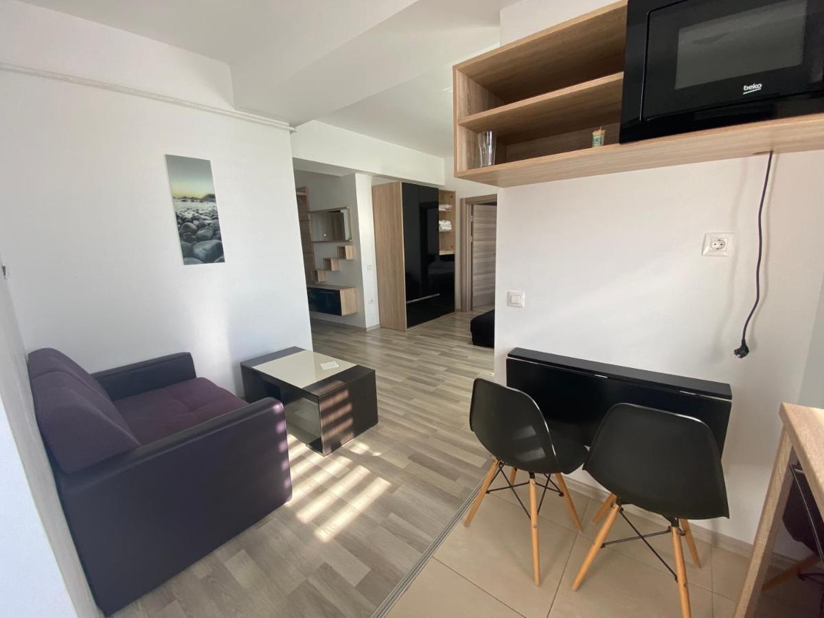 Apartament Crazy Summerland Mamaia Exteriör bild