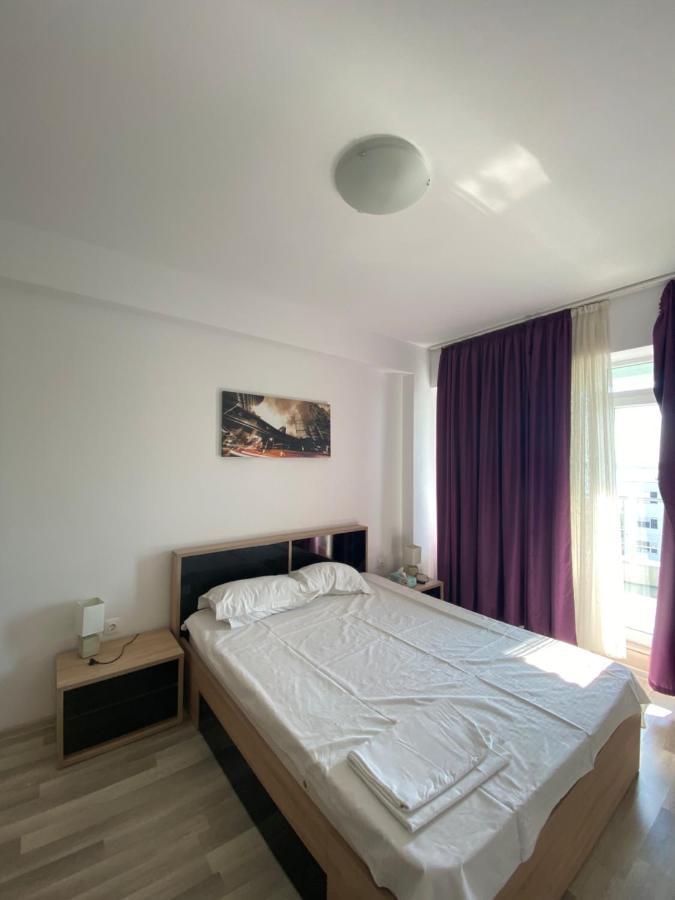Apartament Crazy Summerland Mamaia Exteriör bild
